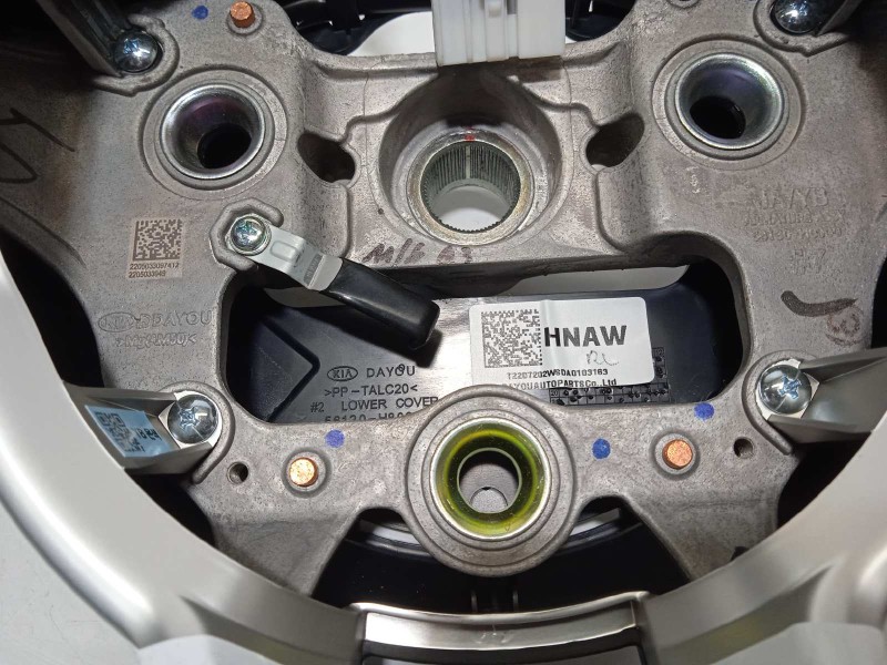 Recambio de volante para kia rio (yb) 1.0 tgdi cat referencia OEM IAM 56120H8000  