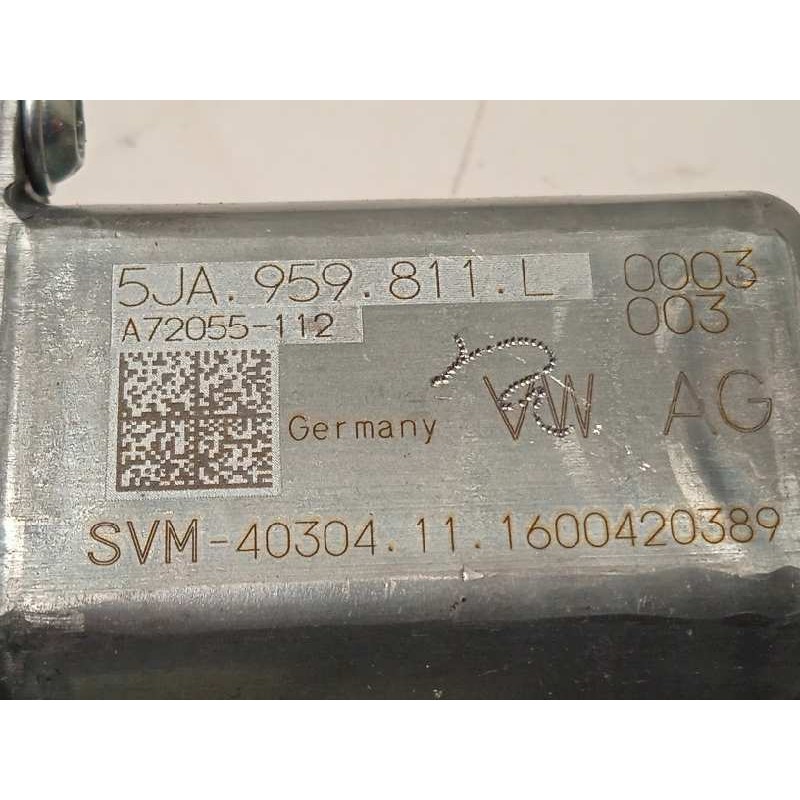 Recambio de elevalunas trasero izquierdo para skoda rapid 1.2 tsi referencia OEM IAM 5JA959811L  