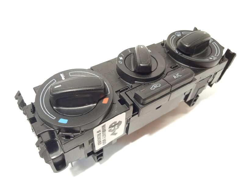Recambio de mando calefaccion / aire acondicionado para skoda rapid 1.2 tsi referencia OEM IAM 5JA820045D  5JA820045D9B9