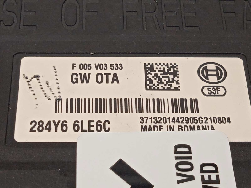 Recambio de modulo electronico para renault arkana 1.3 referencia OEM IAM 284Y66LE6C  F005V03533