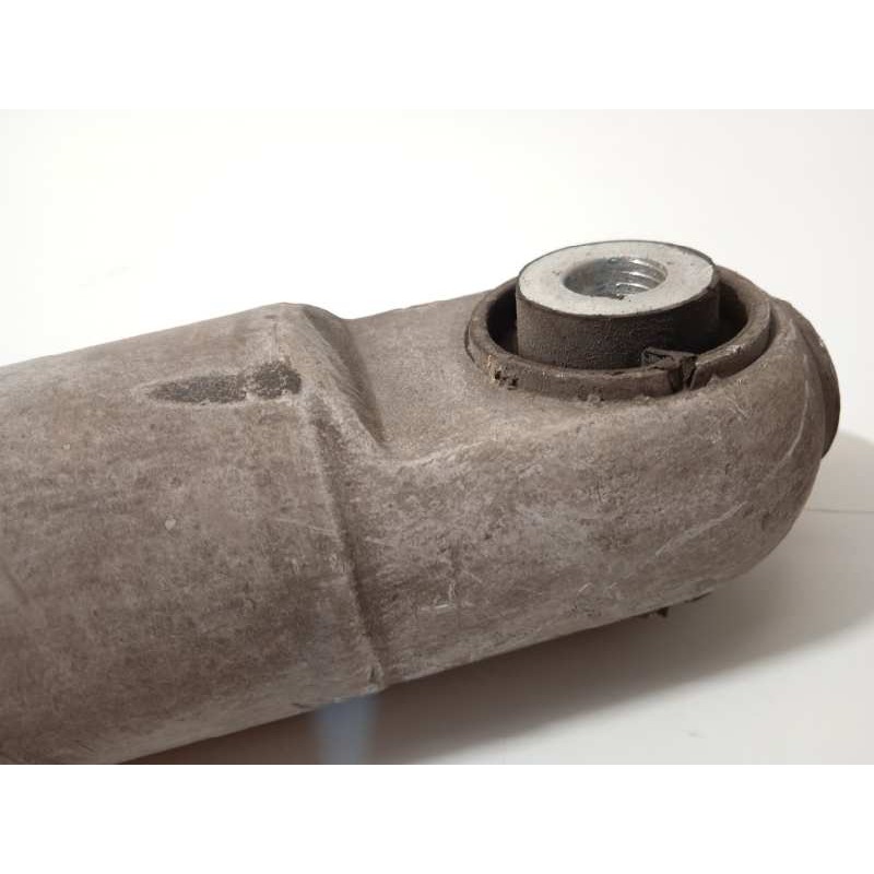 Recambio de amortiguador trasero izquierdo para porsche panamera gts referencia OEM IAM 97033316133  
