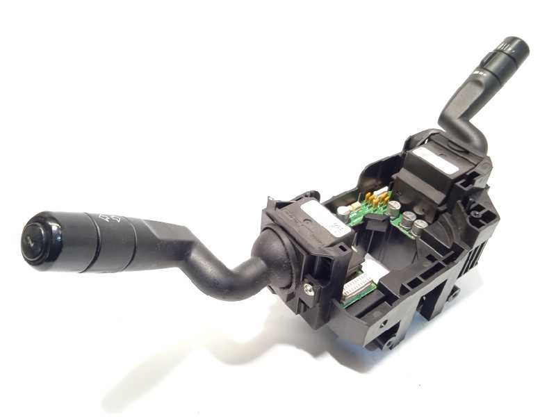 Recambio de mando intermitentes para land rover freelander (lr2) td4 s referencia OEM IAM 6G9N13N064ZE  