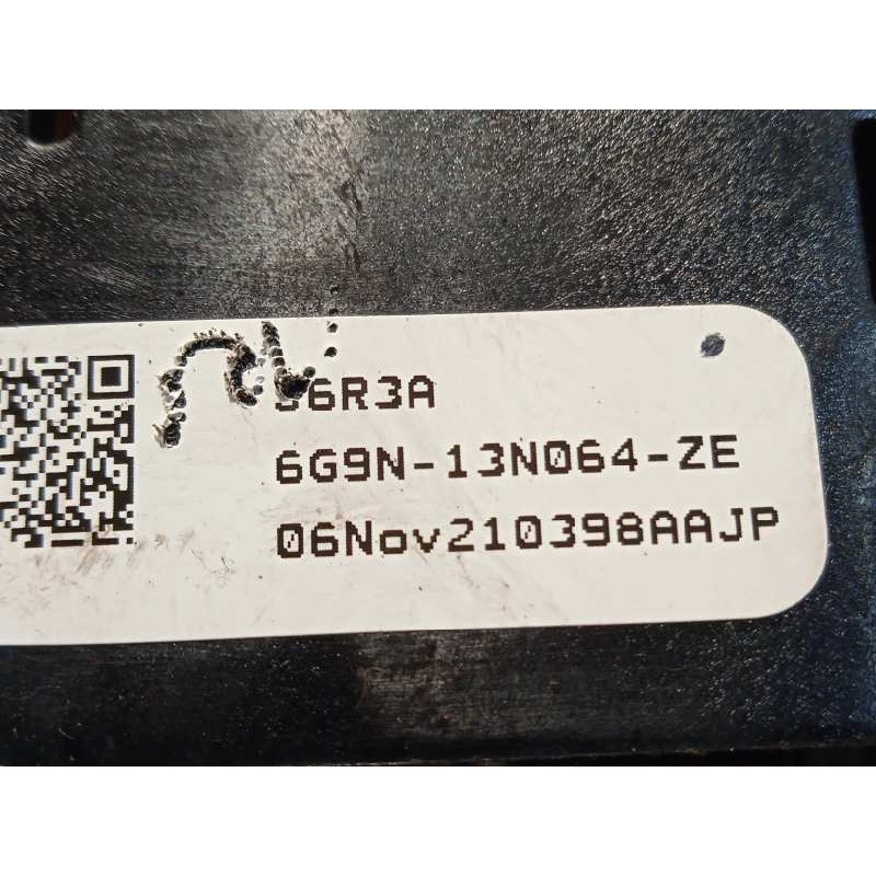 Recambio de mando intermitentes para land rover freelander (lr2) td4 s referencia OEM IAM 6G9N13N064ZE  