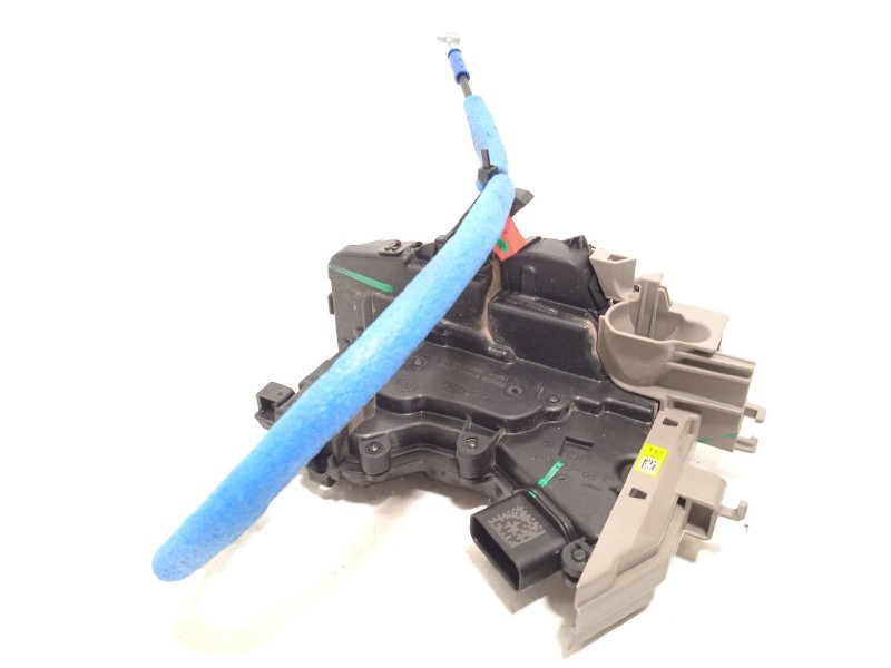 Recambio de cerradura puerta delantera derecha para kia xceed 1.0 tgdi cat referencia OEM IAM 81320J7000  