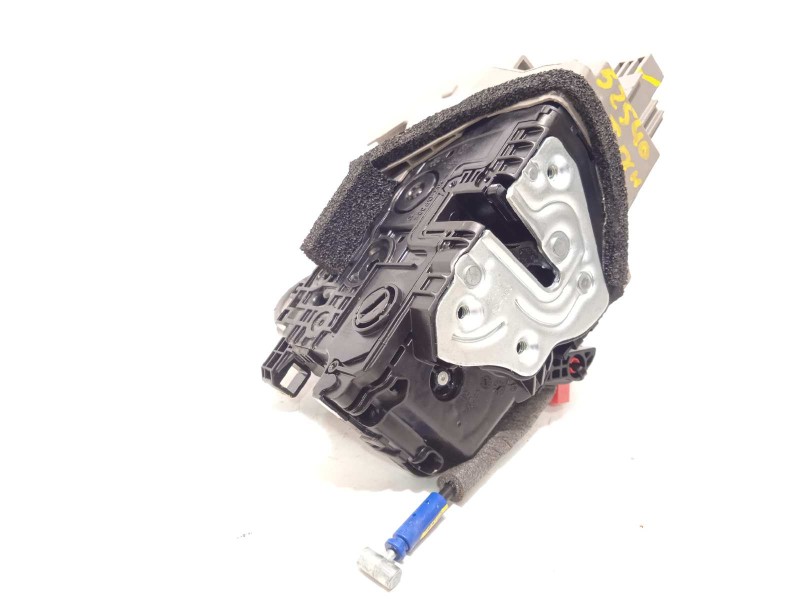 Recambio de cerradura puerta trasera derecha para kia xceed 1.0 tgdi cat referencia OEM IAM 81420J7300  