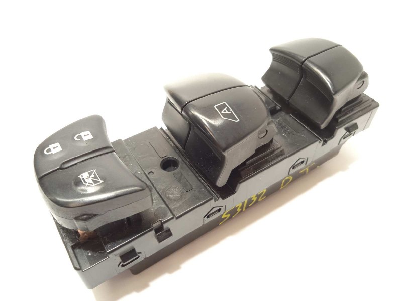 Recambio de mando elevalunas delantero izquierdo para nissan pulsar (c13) acenta referencia OEM IAM 254013ZL1A  