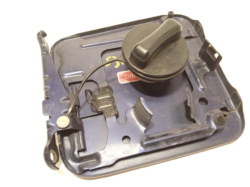 Recambio de tapa exterior combustible para nissan pulsar (c13) acenta referencia OEM IAM G88303ZLMA  