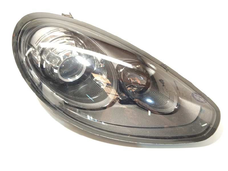 Recambio de faro derecho para porsche panamera gts referencia OEM IAM 97063106654  97063116653