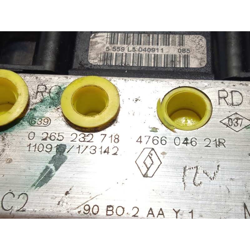 Recambio de abs para dacia sandero stepway referencia OEM IAM 476604621R 0265801018 0265232718