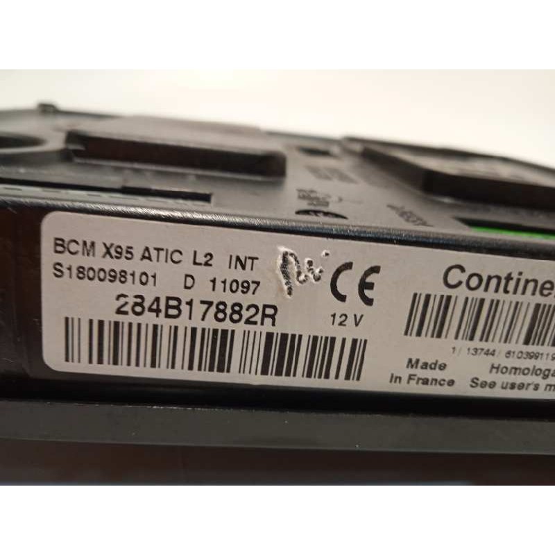 Recambio de centralita confort para renault scenic iii grand dynamique referencia OEM IAM 284B17882R  