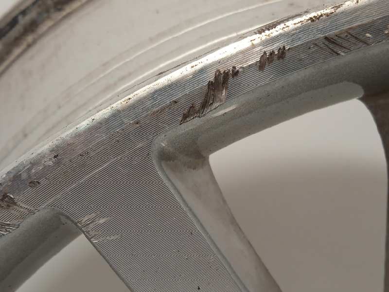 Recambio de llanta para mercury milan 3.0 referencia OEM IAM 7N7C1007CC  