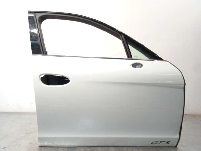 Recambio de puerta delantera derecha para porsche panamera gts referencia OEM IAM 97053101201  97053101201GRV