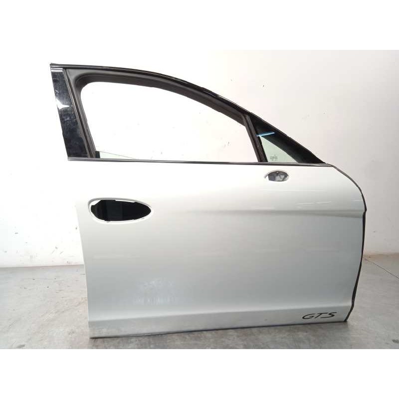 Recambio de puerta delantera derecha para porsche panamera gts referencia OEM IAM 97053101201  97053101201GRV