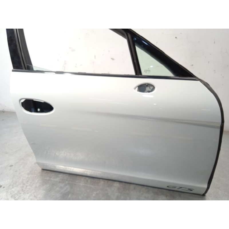 Recambio de puerta delantera derecha para porsche panamera gts referencia OEM IAM 97053101201  97053101201GRV