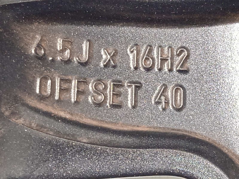 Recambio de llanta para kia xceed 1.0 tgdi cat referencia OEM IAM 52910J7700  