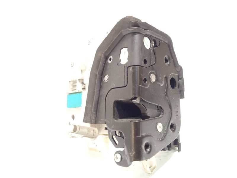 Recambio de cerradura puerta delantera derecha para audi a3 (8vk) basic referencia OEM IAM 8X1837016C  