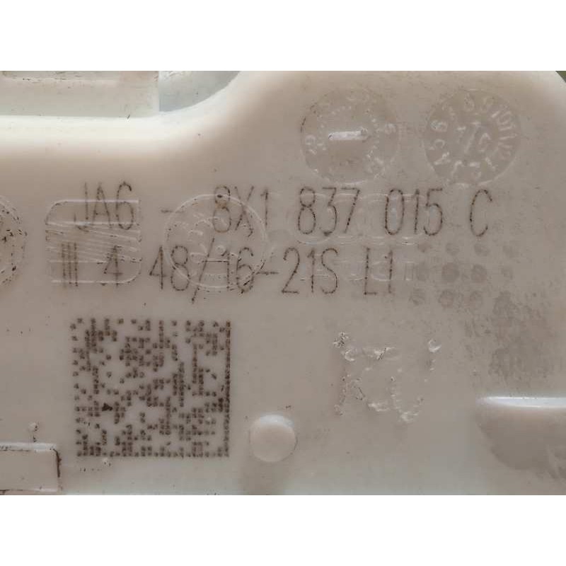 Recambio de cerradura puerta delantera izquierda para audi a3 (8vk) basic referencia OEM IAM 8X1837015C  