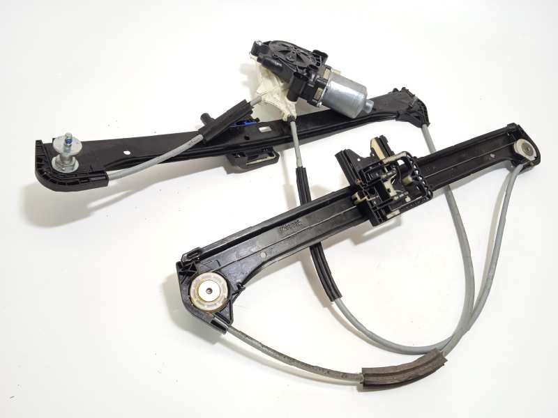 Recambio de elevalunas delantero derecho para audi a3 (8vk) basic referencia OEM IAM 5Q0959801B  0130822717