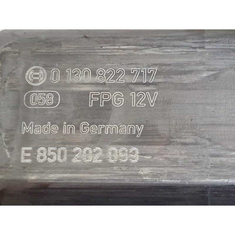 Recambio de elevalunas delantero derecho para audi a3 (8vk) basic referencia OEM IAM 5Q0959801B  0130822717