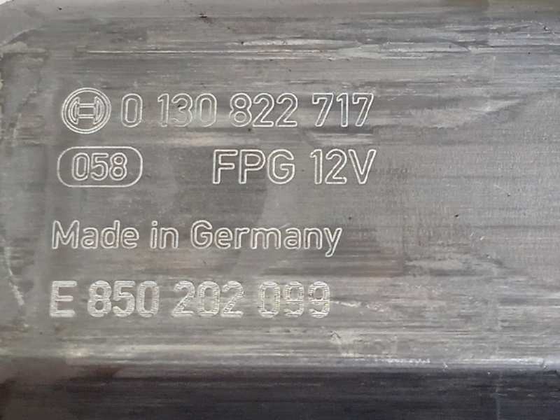 Recambio de elevalunas delantero derecho para audi a3 (8vk) basic referencia OEM IAM 5Q0959801B  0130822717