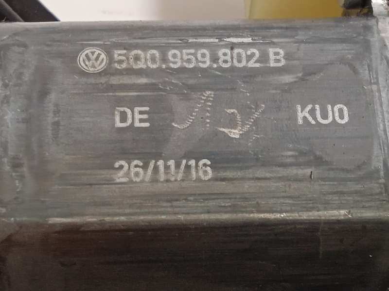 Recambio de elevalunas delantero izquierdo para audi a3 (8vk) basic referencia OEM IAM 5Q0959802B  0130822716