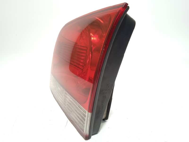 Recambio de piloto trasero derecho interior para volkswagen touareg (7la) tdi v10 referencia OEM IAM 7L6945094H  