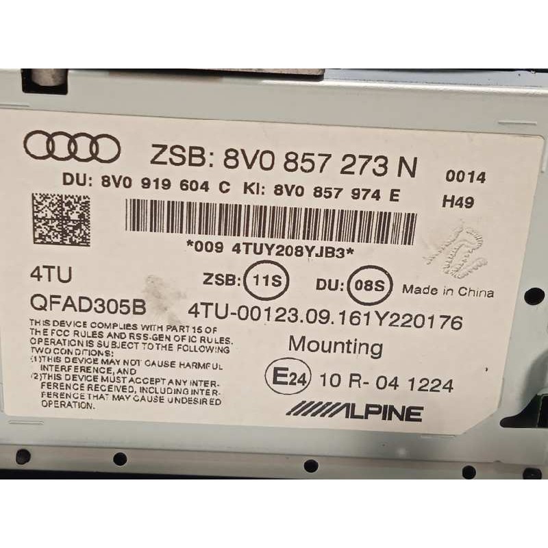 Recambio de pantalla multifuncion para audi a3 (8vk) basic referencia OEM IAM 8V0857273N  8V0857273N6PS