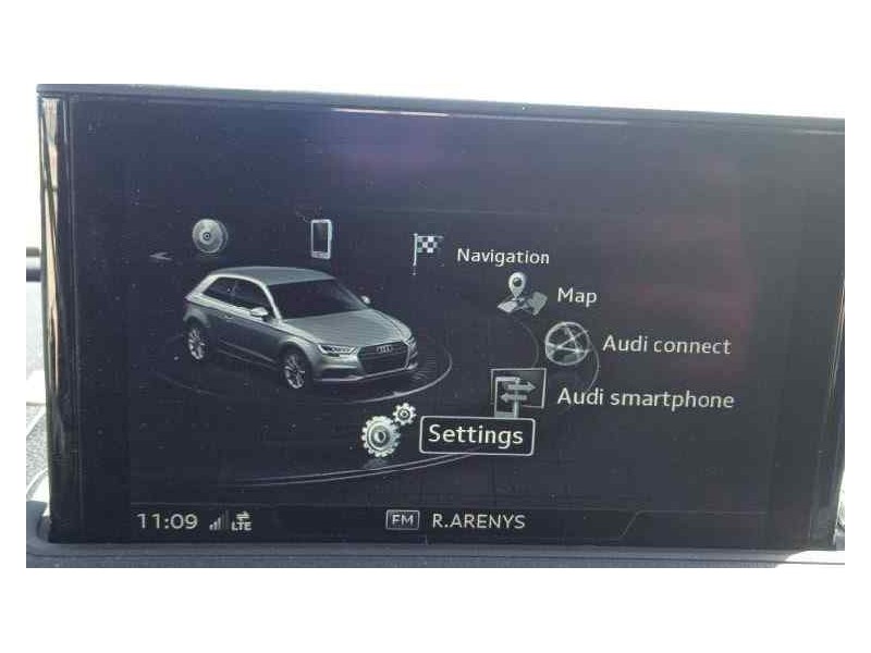 Recambio de pantalla multifuncion para audi a3 (8vk) basic referencia OEM IAM 8V0857273N  8V0857273N6PS