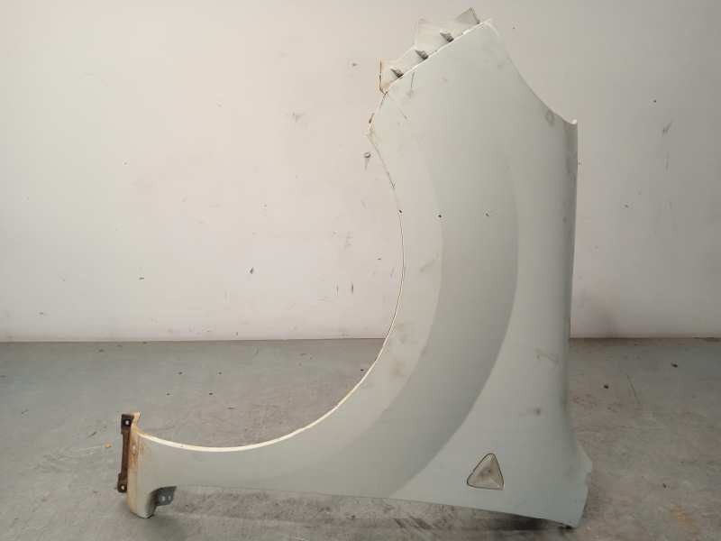 Recambio de aleta delantera izquierda para renault kangoo authentique referencia OEM IAM 631011587R  