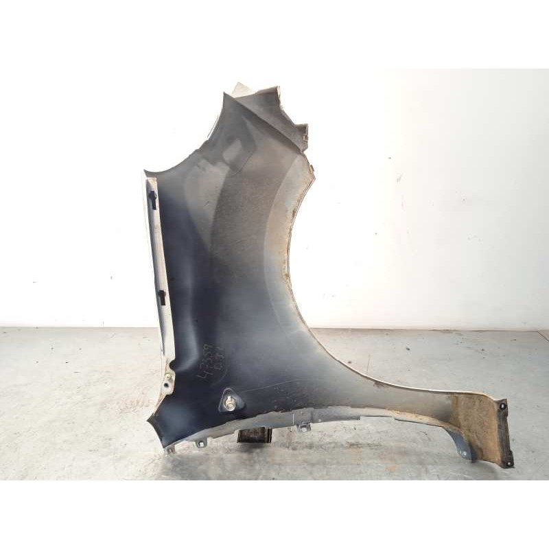 Recambio de aleta delantera izquierda para renault kangoo authentique referencia OEM IAM 631011587R  