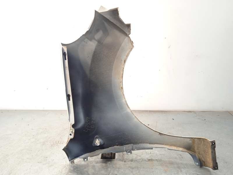 Recambio de aleta delantera izquierda para renault kangoo authentique referencia OEM IAM 631011587R  