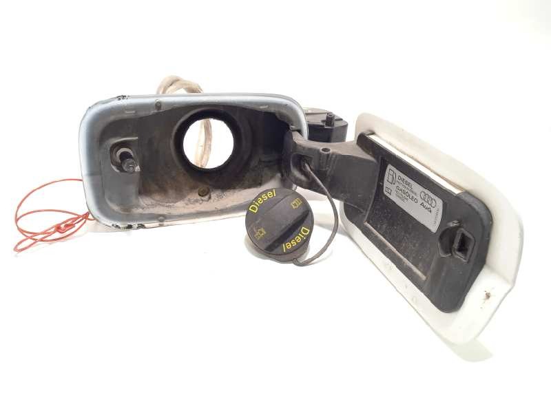 Recambio de tapa exterior combustible para audi a3 (8vk) basic referencia OEM IAM 8V3809907A 8V3809906 8V3809907AGRU