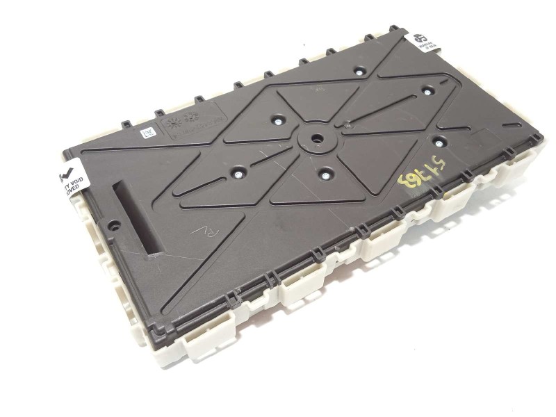 Recambio de caja reles / fusibles para bmw serie x3 (g01) m40i referencia OEM IAM 61358801722  