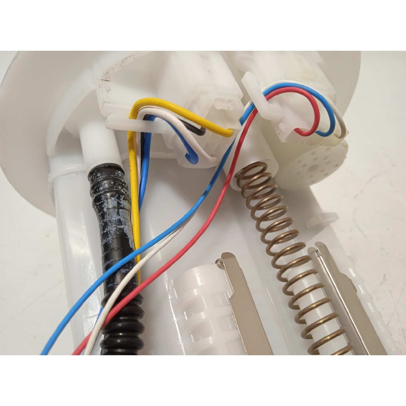 Recambio de bomba combustible para toyota yaris cross 1.5 hybrid (mxpj10l) referencia OEM IAM 77020K0080  