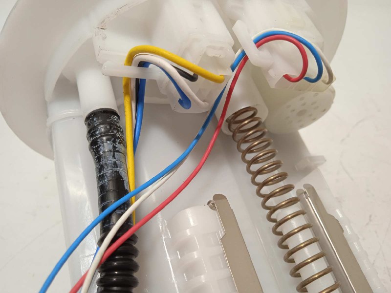 Recambio de bomba combustible para toyota yaris cross 1.5 hybrid (mxpj10l) referencia OEM IAM 77020K0080  