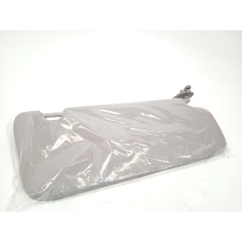 Recambio de parasol izquierdo para kia xceed 1.0 tgdi cat referencia OEM IAM 85210J7000ED  