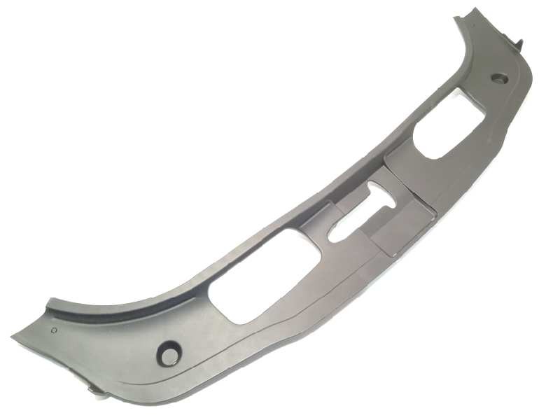 Recambio de embellecedor para porsche panamera 4 s referencia OEM IAM 97050481101  