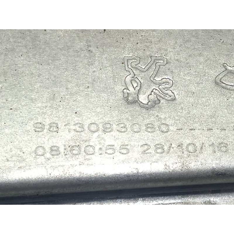 Recambio de elevalunas trasero izquierdo para citroën c3 1.6 blue-hdi fap referencia OEM IAM 9813093080  9813093680