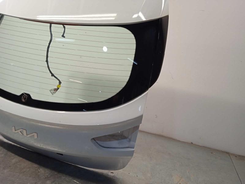 Recambio de porton trasero para kia xceed 1.0 tgdi cat referencia OEM IAM 73700J7810  