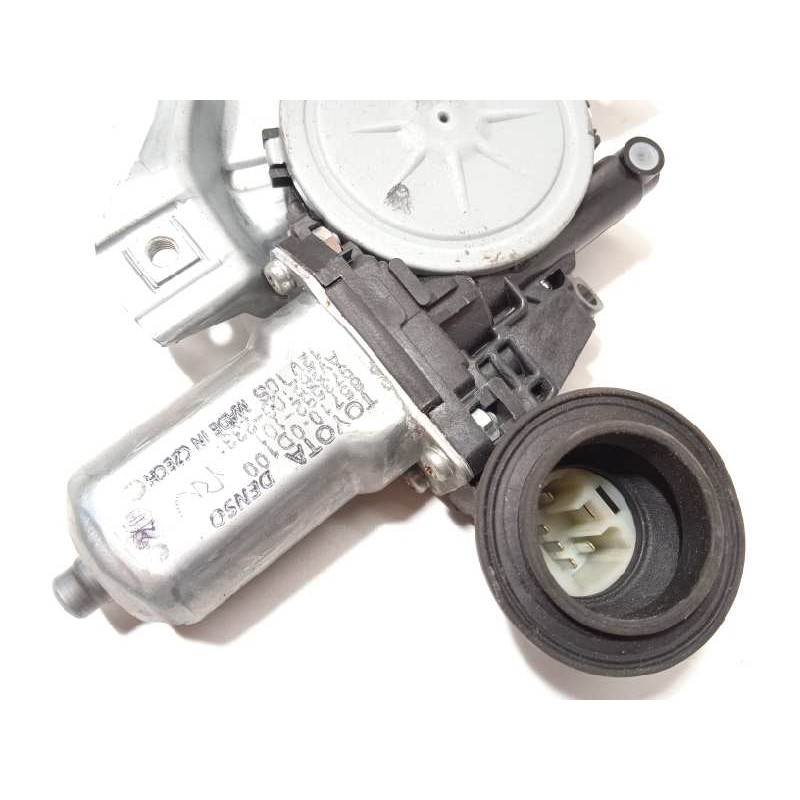 Recambio de elevalunas delantero derecho para toyota yaris hybrid feel! referencia OEM IAM 857100D100  973582101