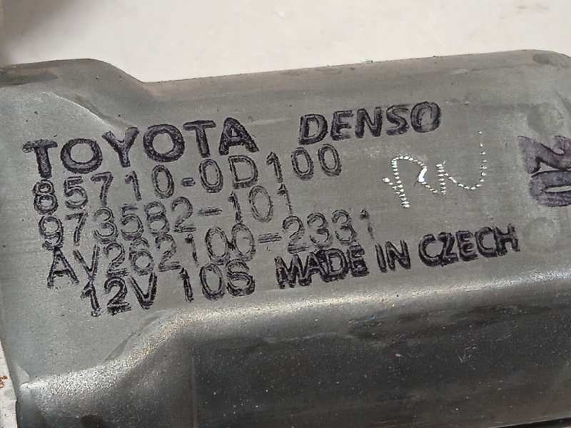 Recambio de elevalunas delantero derecho para toyota yaris hybrid feel! referencia OEM IAM 857100D100  973582101