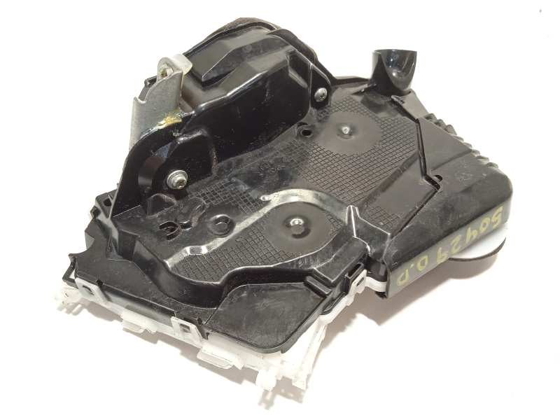 Recambio de cerradura puerta delantera derecha para toyota yaris hybrid feel! referencia OEM IAM 690300D540  