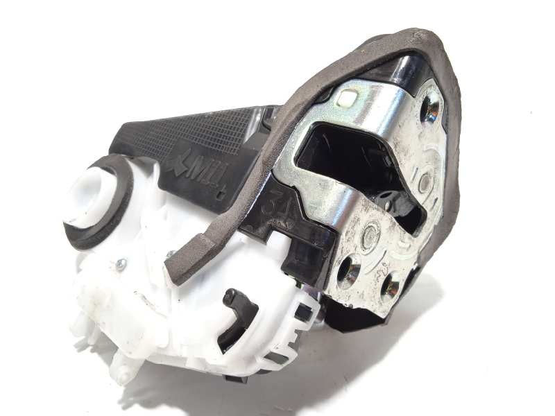 Recambio de cerradura puerta trasera derecha para toyota yaris hybrid feel! referencia OEM IAM 690500D310  