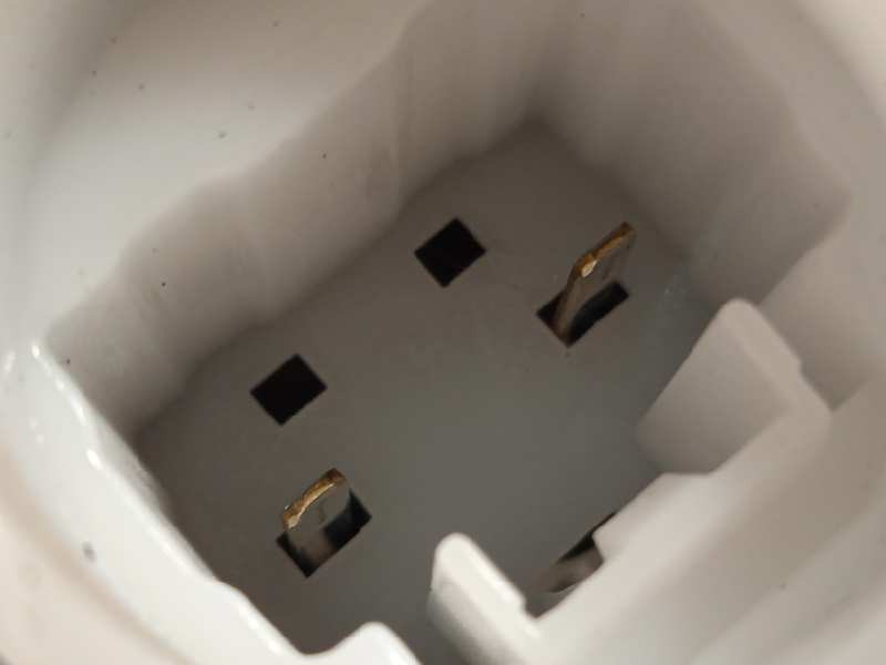 Recambio de cerradura puerta trasera izquierda para toyota yaris hybrid feel! referencia OEM IAM 690600D310  