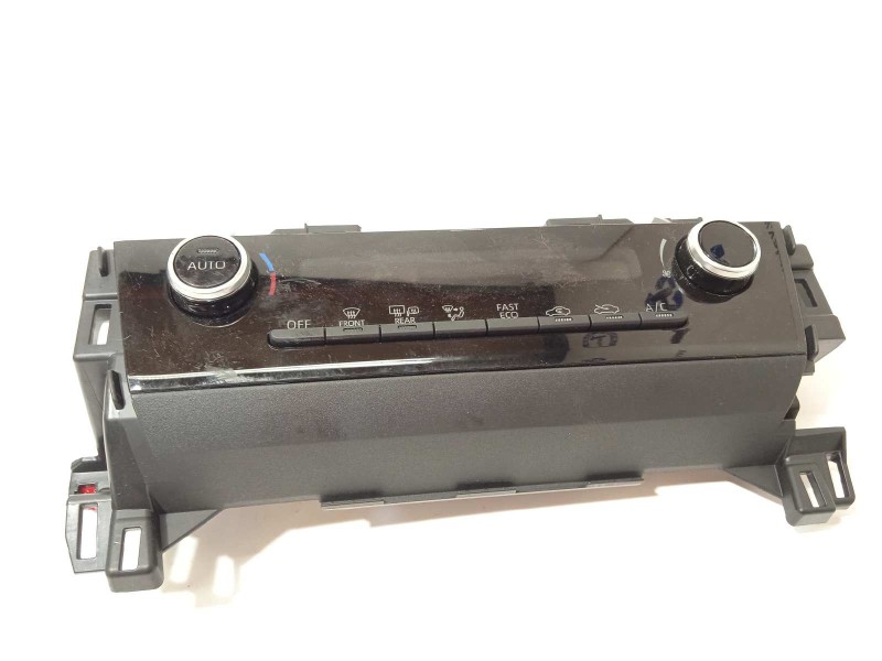 Recambio de mando climatizador para toyota yaris cross 1.5 hybrid (mxpj10l) referencia OEM IAM 559000DC71  