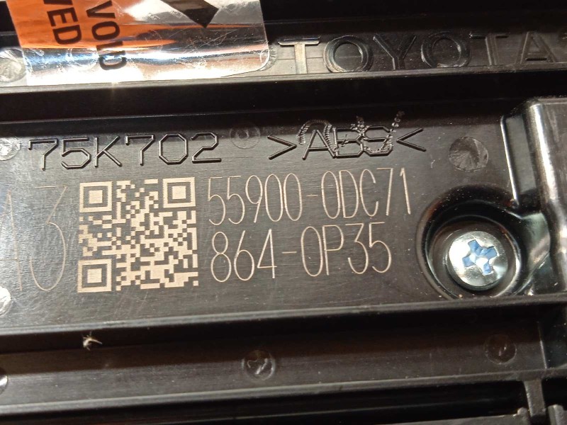 Recambio de mando climatizador para toyota yaris cross 1.5 hybrid (mxpj10l) referencia OEM IAM 559000DC71  