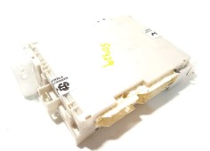 Recambio de caja reles / fusibles para toyota yaris hybrid feel! referencia OEM IAM 8273052K40   2