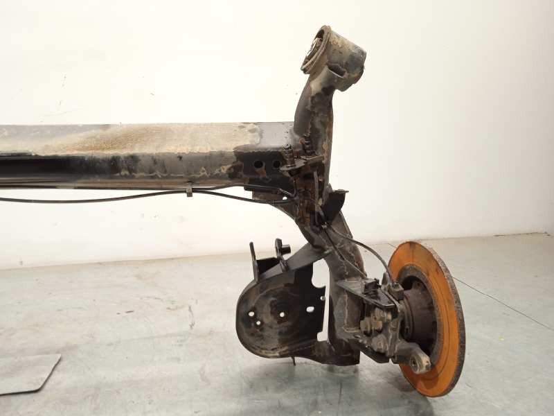 Recambio de puente trasero para renault kangoo 1.5 dci diesel fap referencia OEM IAM 555118632R  