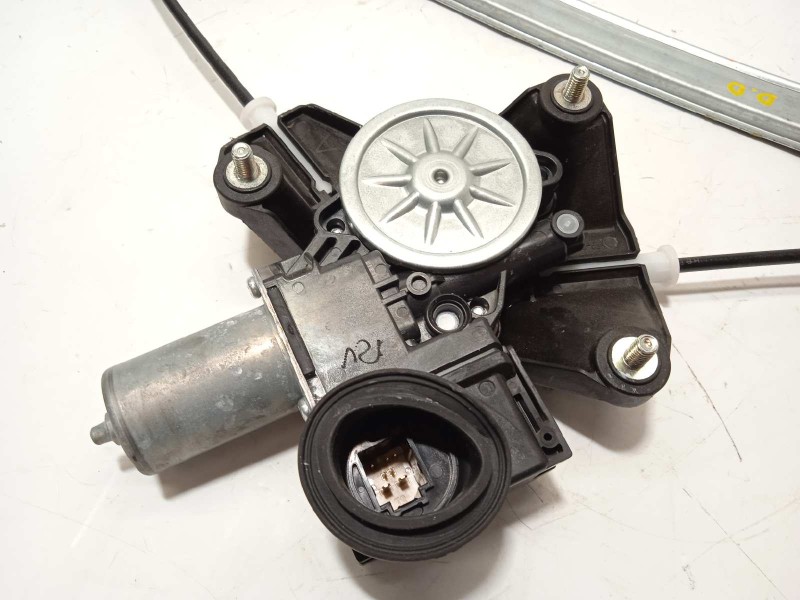 Recambio de elevalunas delantero derecho para toyota yaris cross 1.5 hybrid (mxpj10l) referencia OEM IAM 857100D540  0620206771