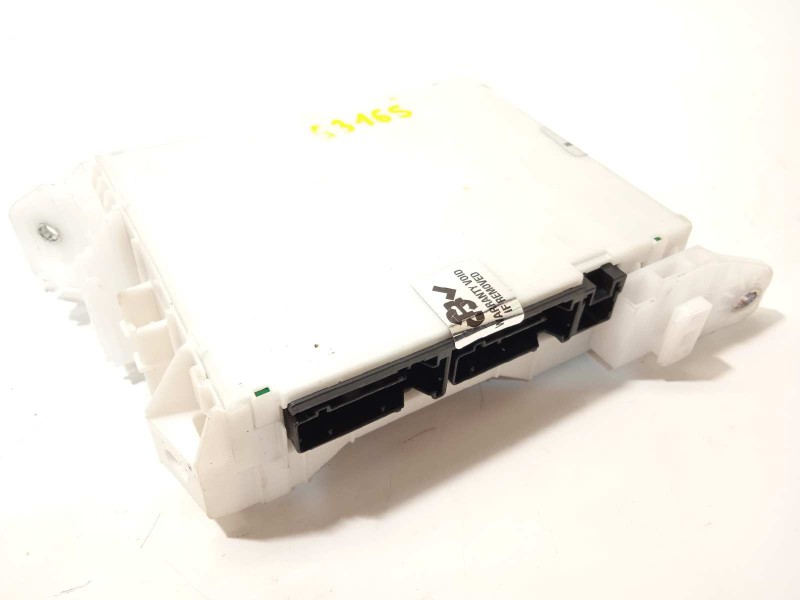 Recambio de caja reles / fusibles para toyota yaris cross 1.5 hybrid (mxpj10l) referencia OEM IAM 82730K0110  